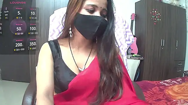 Snapshot of Cute-Tara chatting on 03-02-25, 09:11 Cute-Tara online show from 03-02-25, 09:11