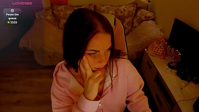 Snapshot of masha19981 chatting on 11-08-25, 08:07 masha19981 online show from 11-08-25, 08:07