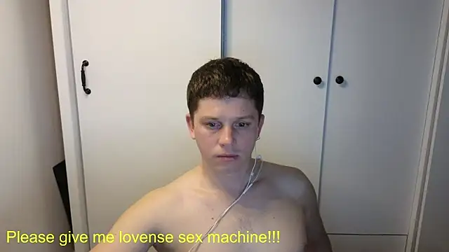 BigL0ve online show from 05-05-26, 02:25
