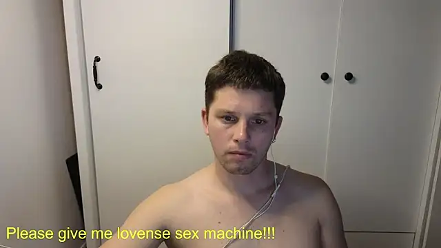 BigL0ve online show from 05-11-26, 03:29