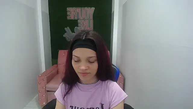 ailen t online show from 10-15-25, 09:48