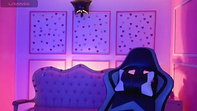 ailen t online show from 10-18-25, 02:47