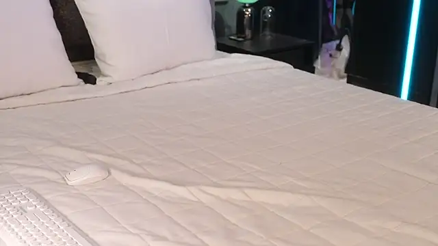 Ami Katana online show from 02-18-25, 03:21