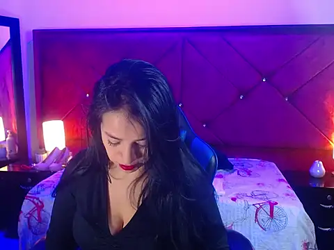 Julietacollins06 online show from 05-04-26, 01:29