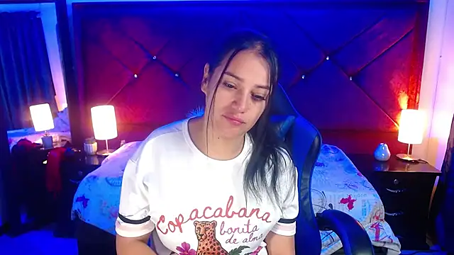 Julietacollins06 online show from 05-06-26, 02:22