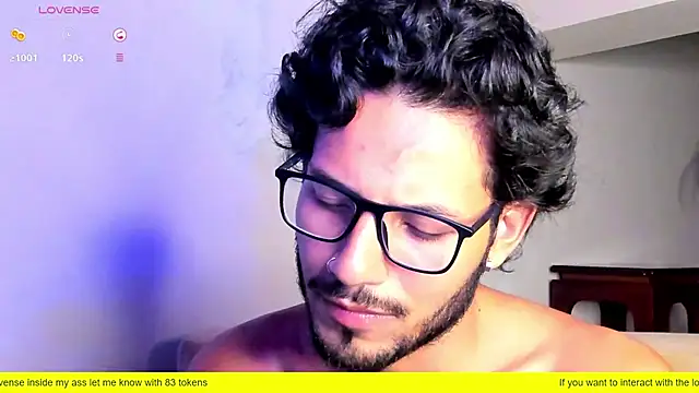 Nicholasrodrii online show from 02-17-25, 01:36