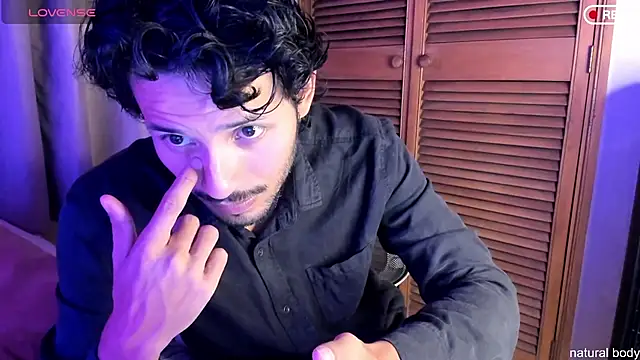 Nicholasrodrii online show from 10-18-25, 10:32