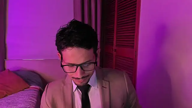 Nicholasrodrii online show from 02-18-26, 09:11