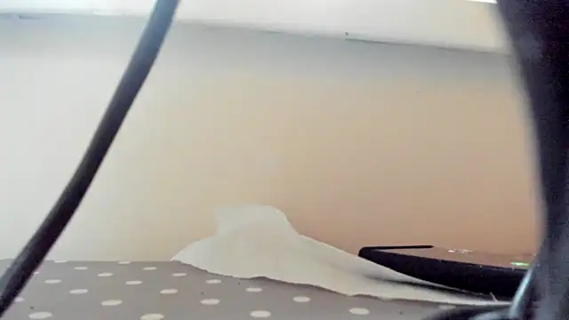 Snapshot of cuplu29 chatting on 12-27-24, 09:32 cuplu29 online show from 12-27-24, 09:32