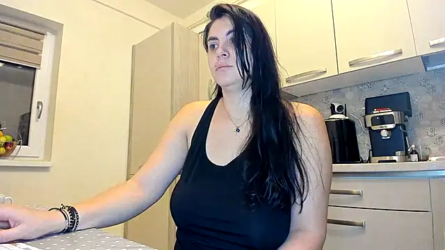 Snapshot of cuplu29 chatting on 10-11-25, 11:58 cuplu29 online show from 10-11-25, 11:58