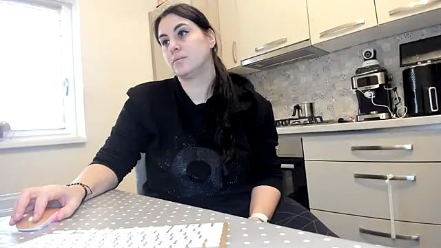 Snapshot of cuplu29 chatting on 02-04-26, 09:04 cuplu29 online show from 02-04-26, 09:04