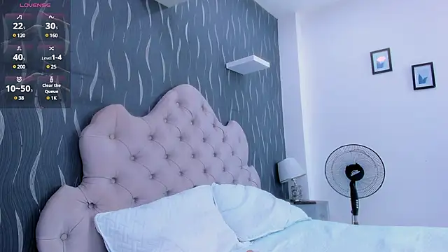 brianaGuzman online show from 03-03-25, 01:09