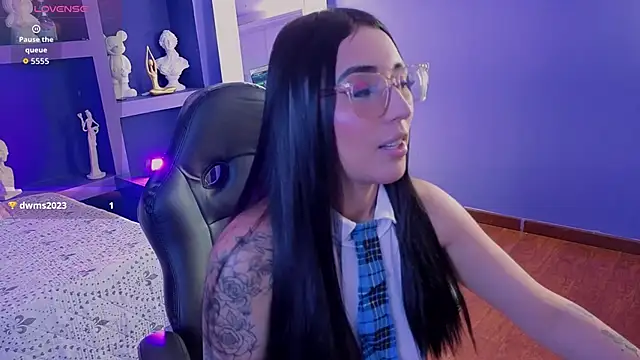 Snapshot of amy_fox2 chatting on 03-23-26, 02:10 amy fox2 online show from 03-23-26, 02:10