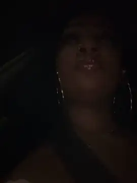 Snapshot of SalomeRestrepo chatting on 04-15-26, 02:51 SalomeRestrepo online show from 04-15-26, 02:51