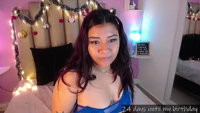 Snapshot of MeghanBurn chatting on 01-03-25, 03:33 MeghanBurn online show from 01-03-25, 03:33