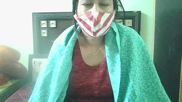 couplesuni online show from 02-14-25, 11:31