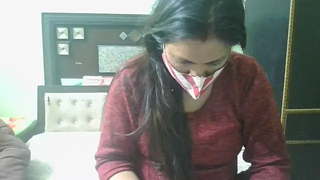 couplesuni online show from 02-21-25, 10:28