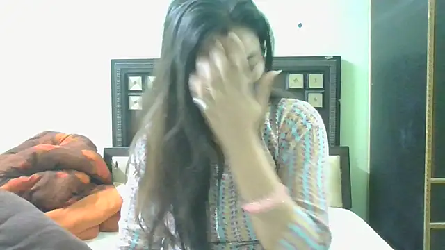 couplesuni online show from 03-09-25, 05:33