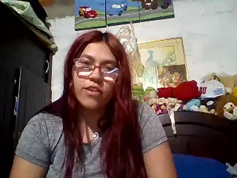 Snapshot of dafne19_ chatting on 12-13-24, 05:38 dafne19 online show from 12-13-24, 05:38