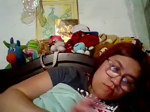 Snapshot of dafne19_ chatting on 12-30-24, 05:48 dafne19 online show from 12-30-24, 05:48