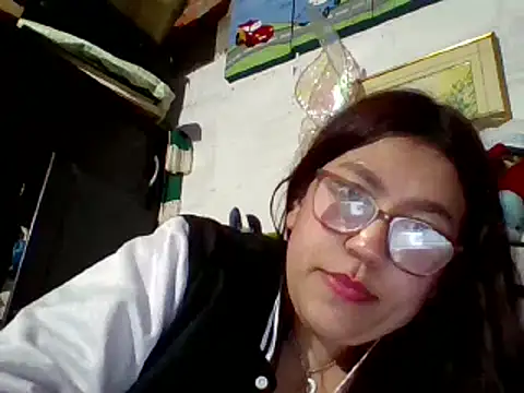 Snapshot of dafne19_ chatting on 01-07-25, 03:46 dafne19 online show from 01-07-25, 03:46
