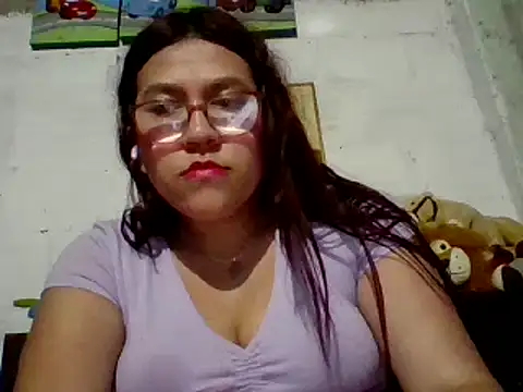 Snapshot of dafne19_ chatting on 01-14-25, 06:02 dafne19 online show from 01-14-25, 06:02
