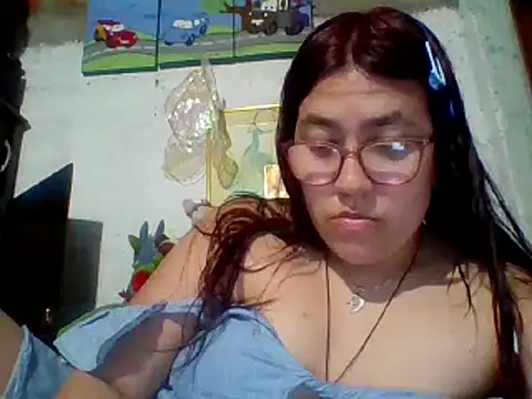 Snapshot of dafne19_ chatting on 02-13-25, 03:50 dafne19 online show from 02-13-25, 03:50