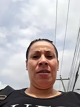 Zaralu  online show from 12-16-24, 07:43