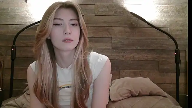 ErikaShyy online show from 03-12-25, 11:42