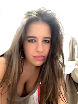 Snapshot of Sophie_Avory chatting on 11-11-25, 10:21 Sophie Avory online show from 11-11-25, 10:21