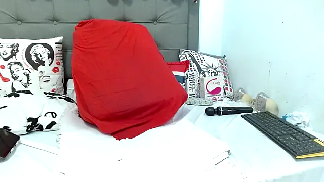 katysquirtdirty online show from 02-25-25, 12:34