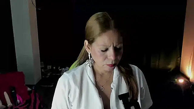 shirly vannicelli online show from 11-04-25, 03:38