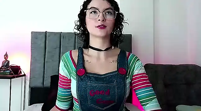 GabrielaMK online show from 12-15-24, 10:50