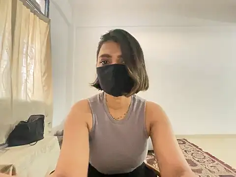 MaYaa  11 online show from 01-02-25, 11:52