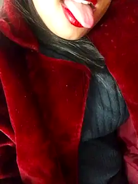 Kiya 01 online show from 01-19-25, 01:44