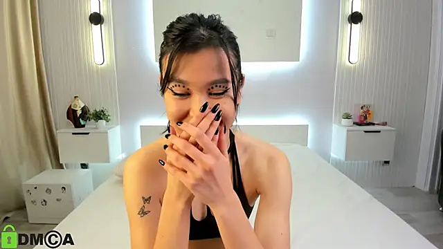 Lola Peach online show from 01-30-25, 09:36