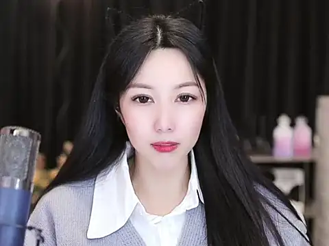 Nuyoah-77 online show from 01-25-25, 07:07