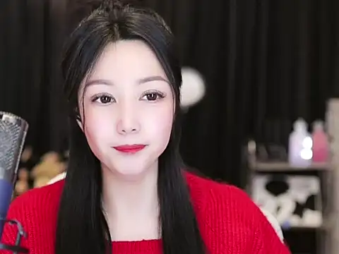 Nuyoah-77 online show from 02-14-25, 07:02