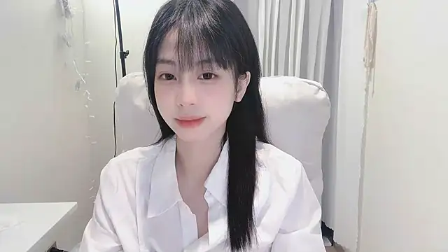 -Hottie online show from 03-07-25, 03:28