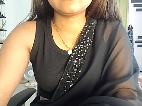 Snapshot of GoldnessAishu chatting on 02-23-26, 09:39 GoldnessAishu online show from 02-23-26, 09:39