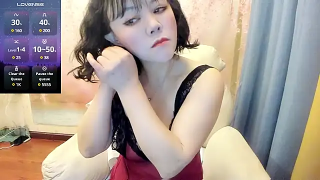 Pennyee online show from 02-16-25, 12:41