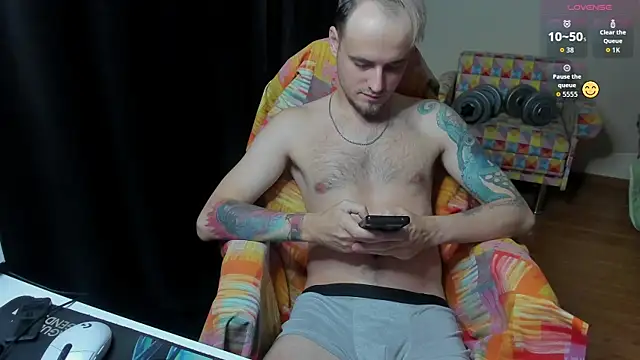 Snapshot of Joel-Pataki chatting on 10-30-25, 04:25 Joel-Pataki online show from 10-30-25, 04:25