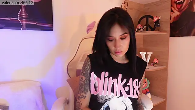 ValeriaCox online show from 09-29-25, 09:08