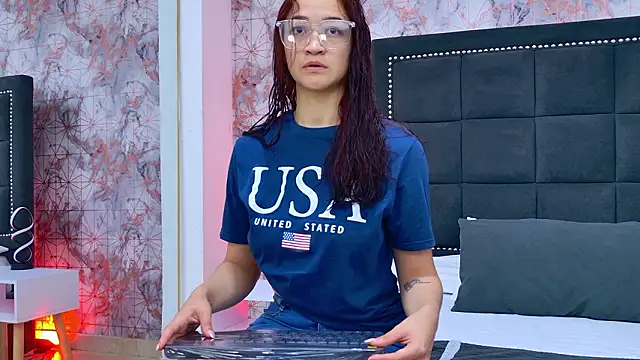 SaaraBrown online show from 02-03-26, 12:10