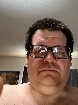 Snapshot of treatbobnicer chatting on 01-12-26, 03:50 treatbobnicer online show from 01-12-26, 03:50