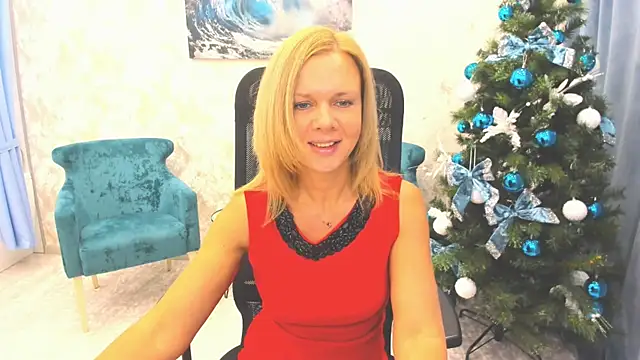 AgathaKlouin online show from 12-30-24, 04:09