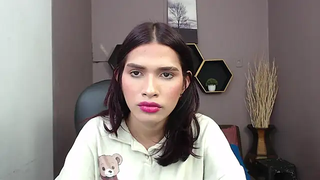 Snapshot of Greys_ath chatting on 02-15-25, 03:52 Greys ath online show from 02-15-25, 03:52