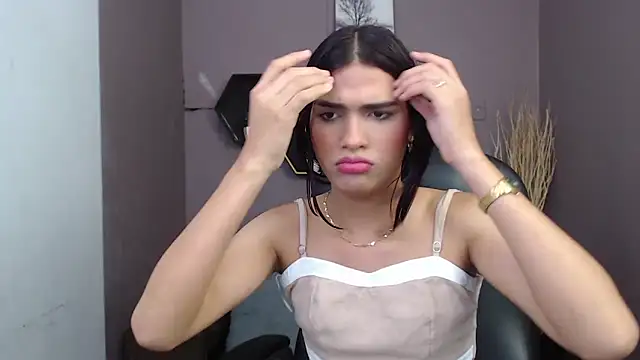 Snapshot of Greys_ath chatting on 02-17-25, 03:36 Greys ath online show from 02-17-25, 03:36