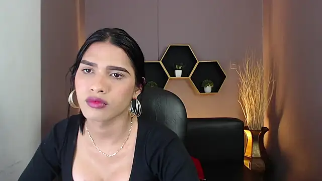 Snapshot of Greys_ath chatting on 03-20-25, 03:34 Greys ath online show from 03-20-25, 03:34