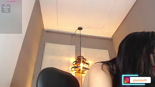 Snapshot of Greys_ath chatting on 10-09-25, 04:10 Greys ath online show from 10-09-25, 04:10